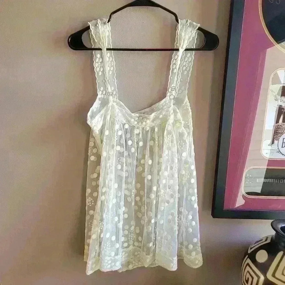 BRAND NEW BCBG Women's Sheer Lace Camisole Small Cream Adjustable Stretchy Fresh - Picture 6 of 12